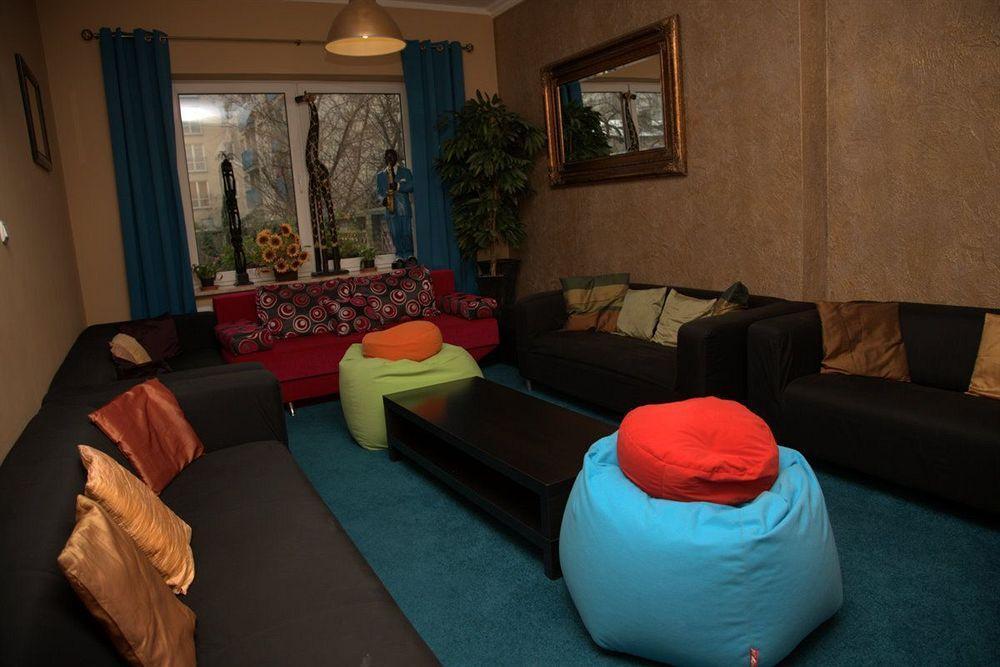Krokodyl Hostel *