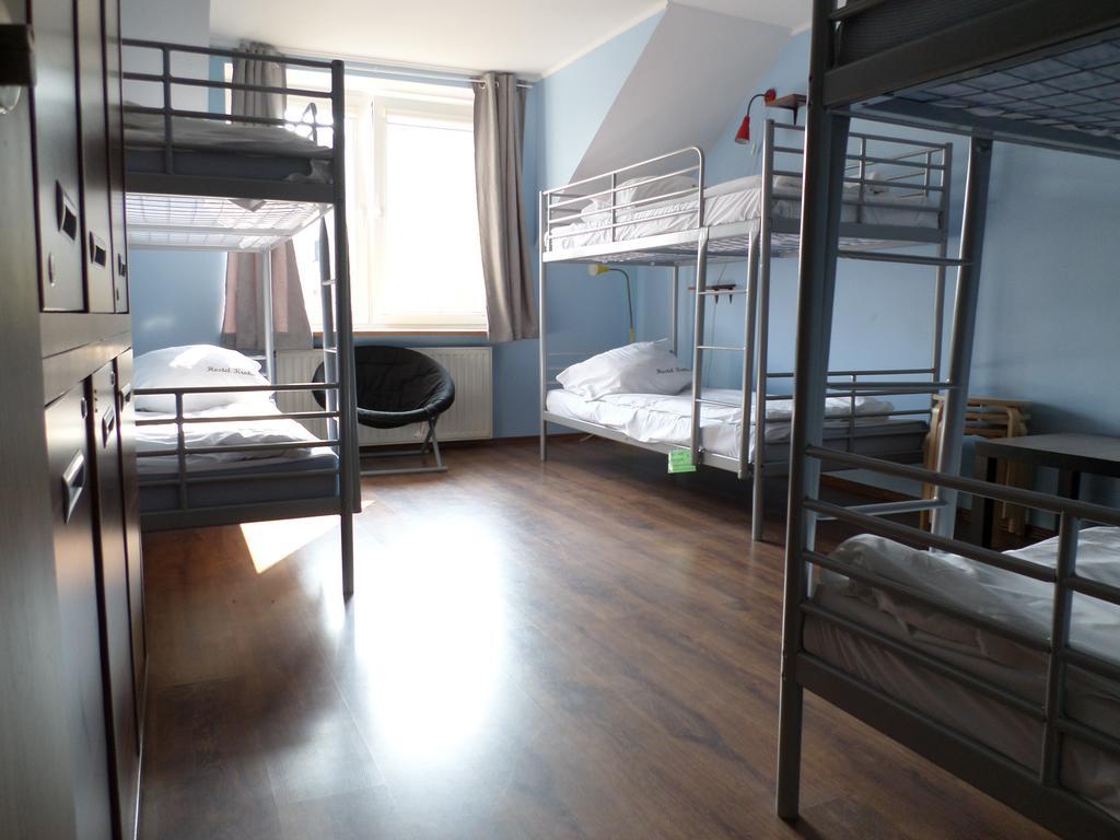 Krokodyl Hostel *
